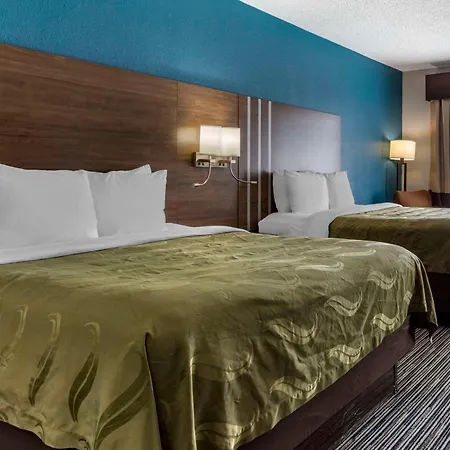 Quality Inn & Suites I-35 E-Walnut Hill-3
