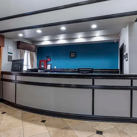 Quality Inn & Suites I-35 E-Walnut Hill-2